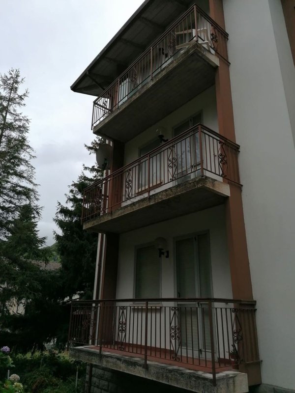 appartamento in vendita a Lizzano in Belvedere in zona Poggiolforato