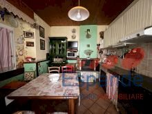 casa semindipendente in vendita a Lizzano in Belvedere