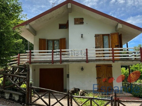 casa indipendente in vendita a Lizzano in Belvedere in zona Vidiciatico