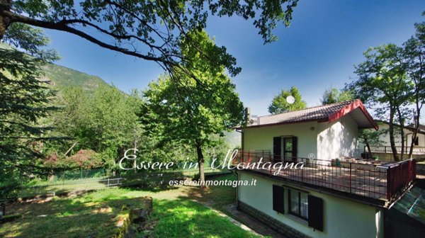 casa indipendente in vendita a Lizzano in Belvedere in zona Vidiciatico