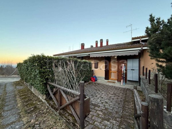 appartamento in vendita a Lizzano in Belvedere in zona Vidiciatico