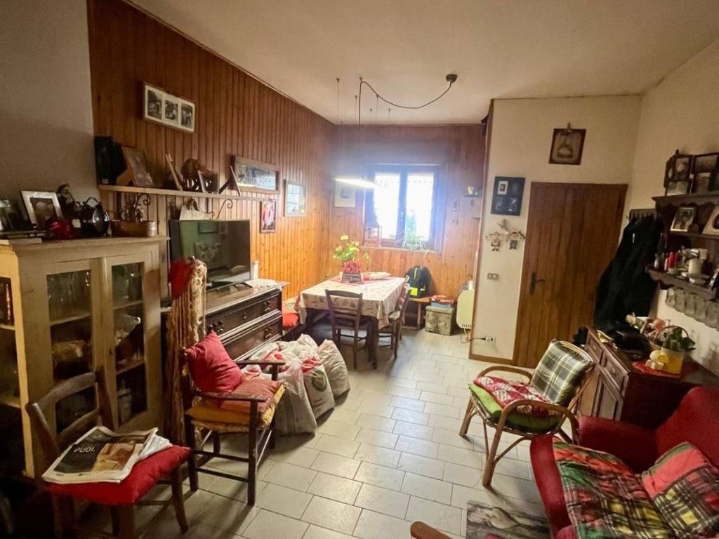 appartamento in vendita a Lizzano in Belvedere