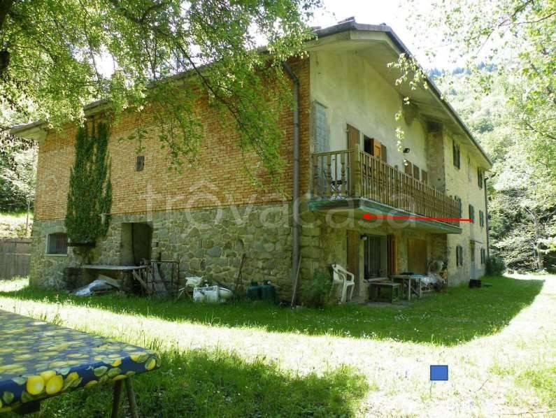 casa indipendente in vendita a Lizzano in Belvedere