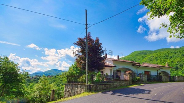 casa indipendente in vendita a Lizzano in Belvedere in zona La Cà