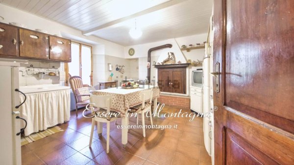 casa indipendente in vendita a Lizzano in Belvedere