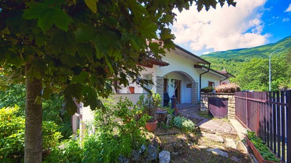 casa indipendente in vendita a Lizzano in Belvedere in zona La Cà