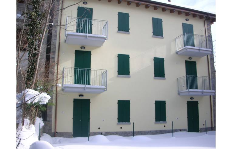 appartamento in vendita a Lizzano in Belvedere in zona Vidiciatico