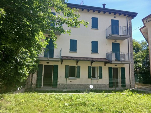 appartamento in vendita a Lizzano in Belvedere in zona Vidiciatico