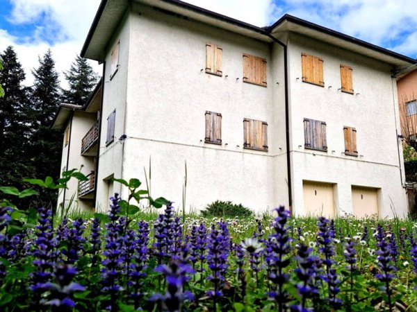 appartamento in vendita a Lizzano in Belvedere in zona Vidiciatico