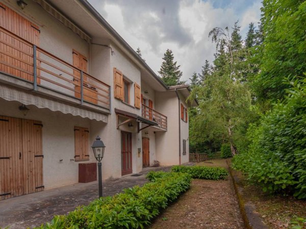 appartamento in vendita a Lizzano in Belvedere in zona Vidiciatico