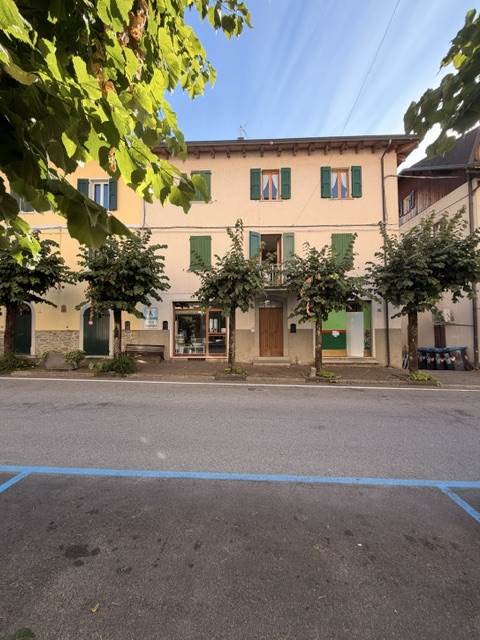 appartamento in vendita a Lizzano in Belvedere in zona Vidiciatico