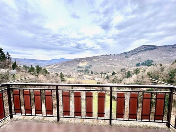 appartamento in vendita a Lizzano in Belvedere in zona Vidiciatico