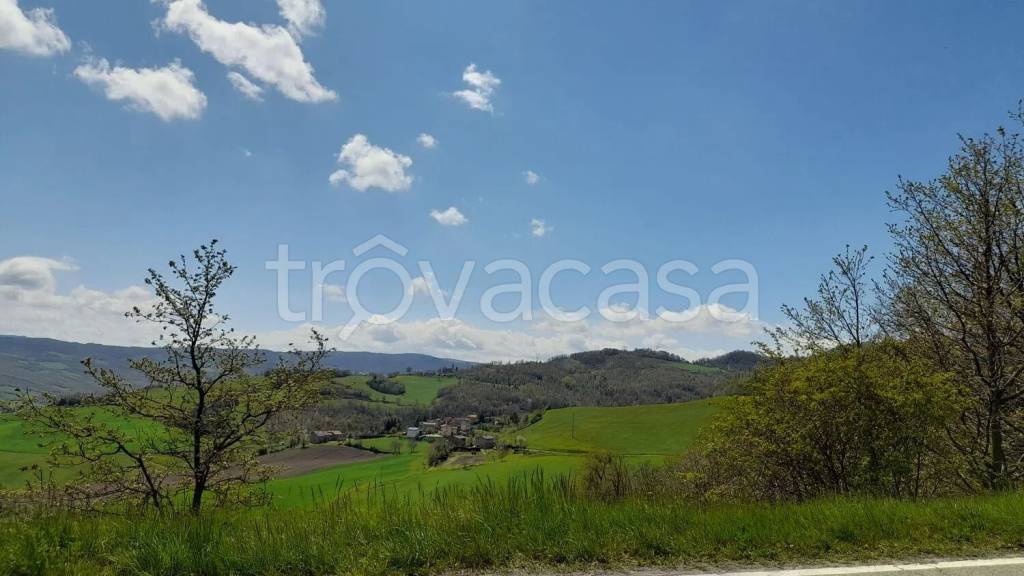 appartamento in vendita a Loiano in zona Quinzano