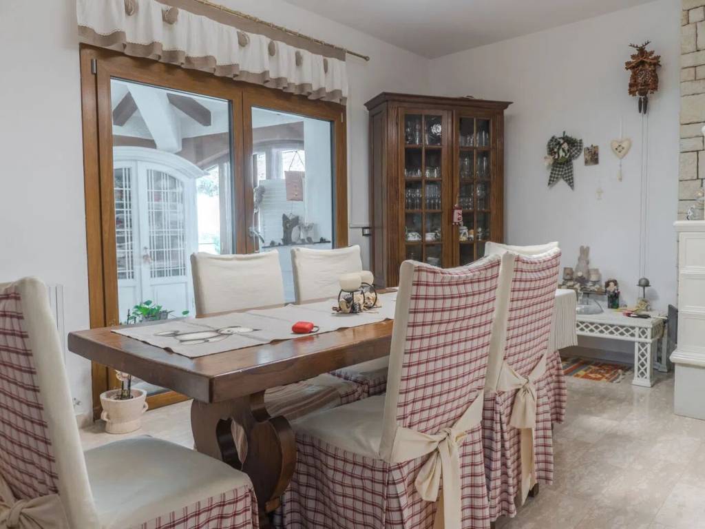 casa indipendente in vendita a Loiano in zona Sabbioni