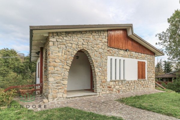 casa indipendente in vendita a Loiano in zona Sabbioni