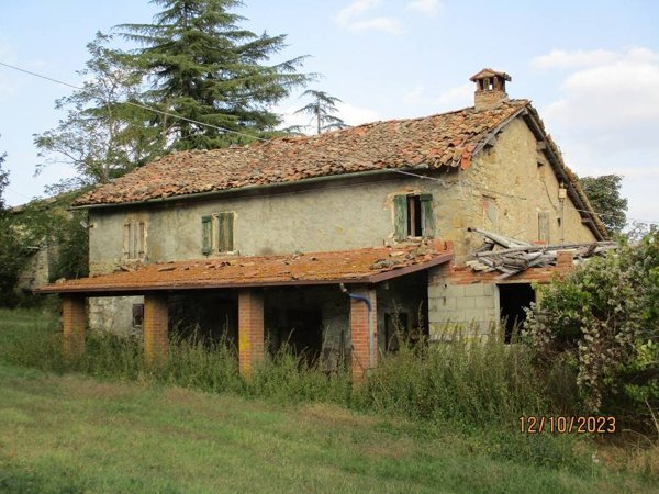 casa indipendente in vendita a Loiano