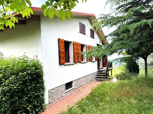 casa indipendente in vendita a Loiano