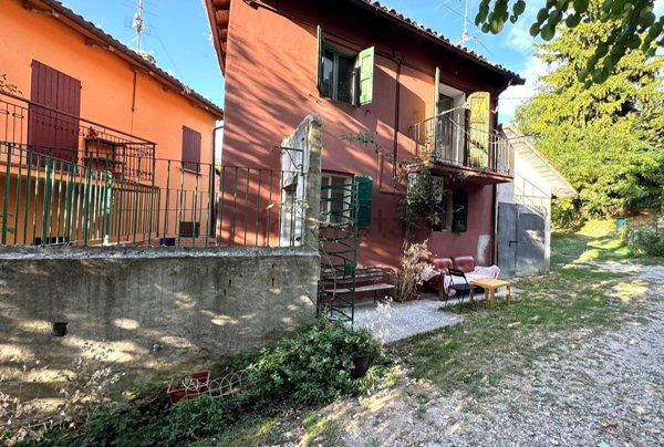 casale in vendita a Loiano in zona Roncastaldo