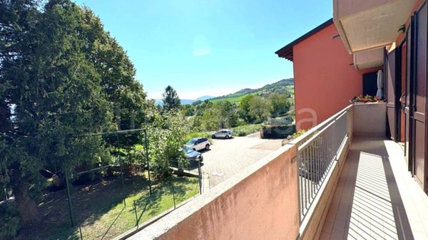 appartamento in vendita a Loiano in zona Quinzano