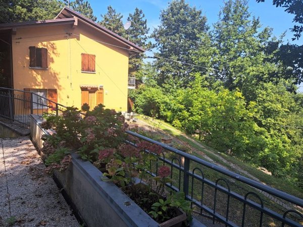 casa indipendente in vendita a Loiano