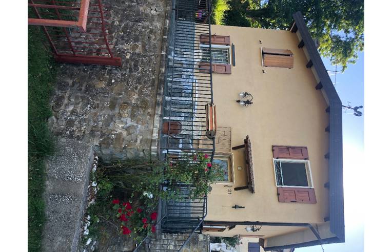 casa indipendente in vendita a Loiano in zona Scanello