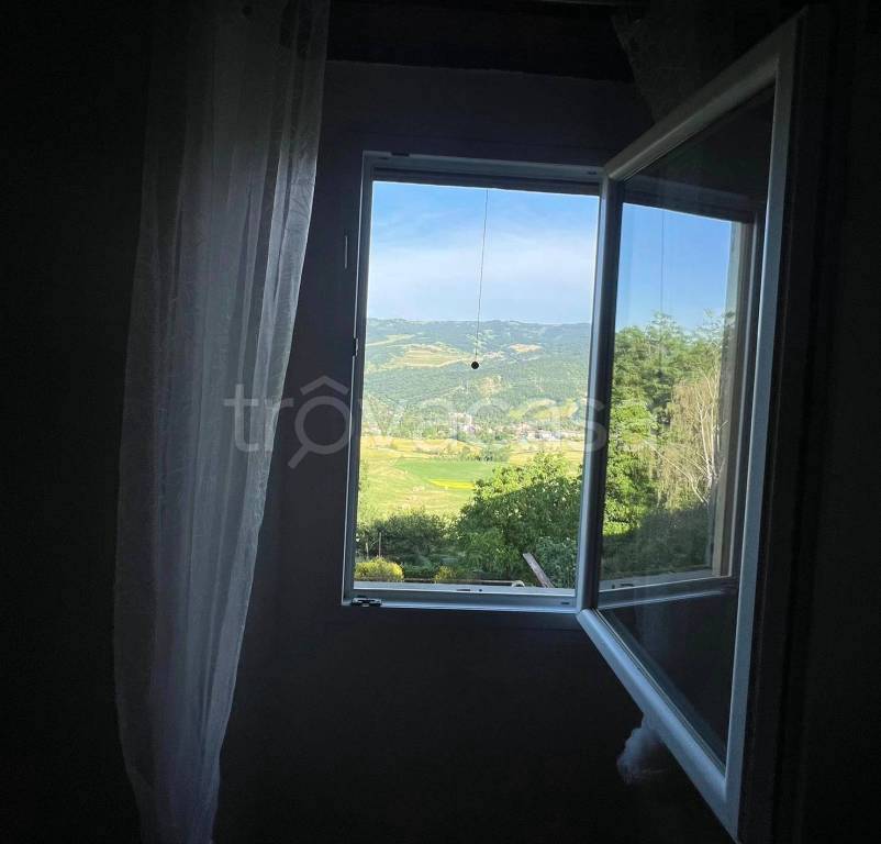 appartamento in vendita a Loiano in zona Quinzano