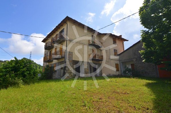 casa indipendente in vendita a Loiano in zona Quinzano