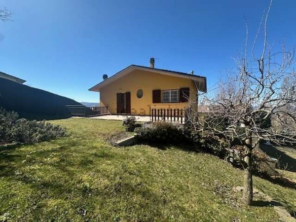 casa indipendente in vendita a Loiano