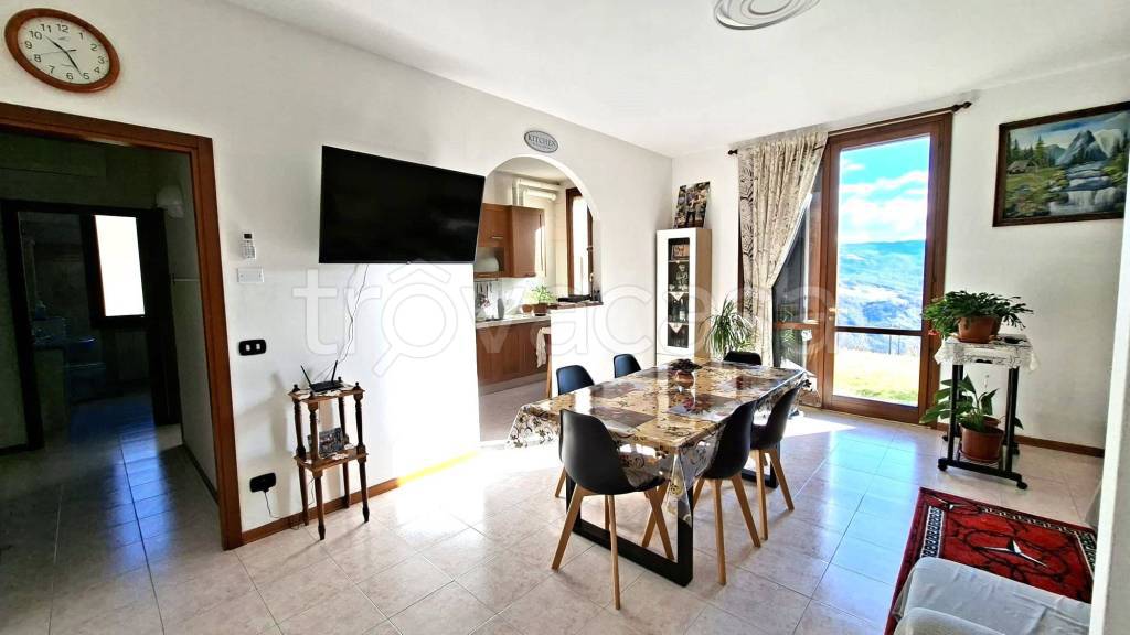 appartamento in vendita a Loiano in zona Quinzano
