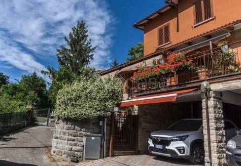 casa indipendente in vendita a Loiano in zona Sabbioni