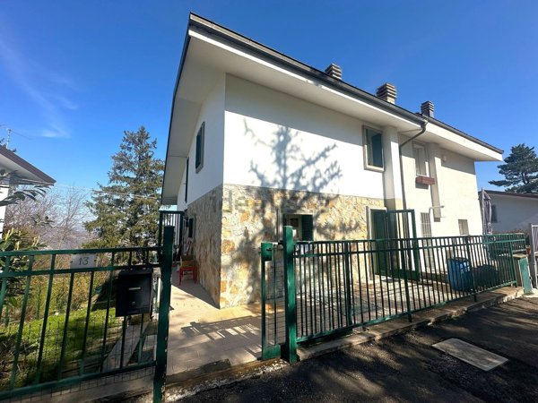casa indipendente in vendita a Loiano