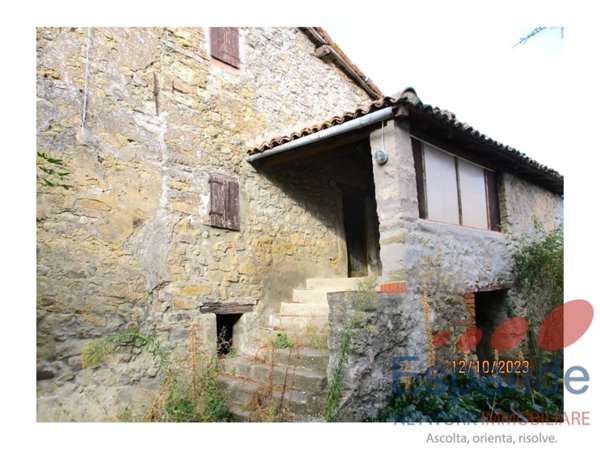 casa indipendente in vendita a Loiano