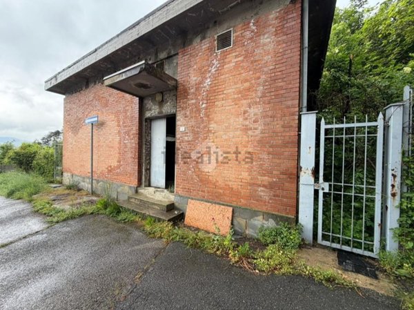 intera palazzina in vendita a Loiano in zona Sabbioni