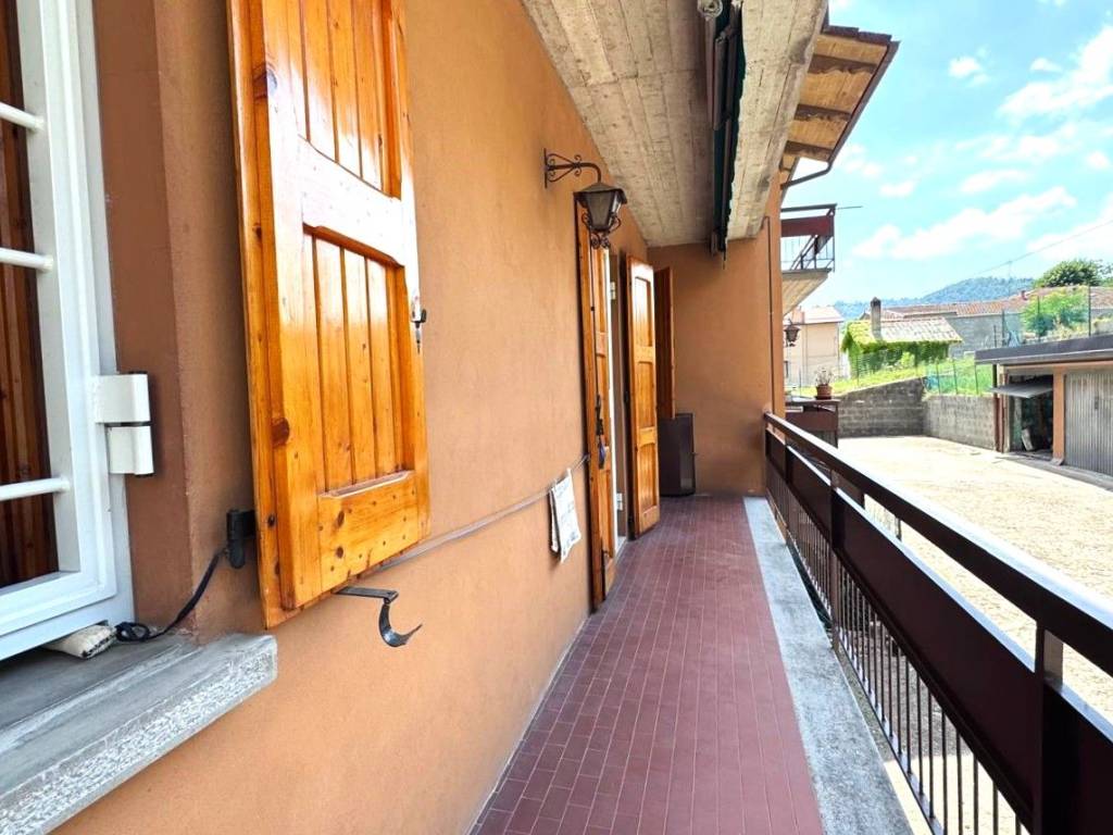intera palazzina in vendita a Loiano in zona Quinzano
