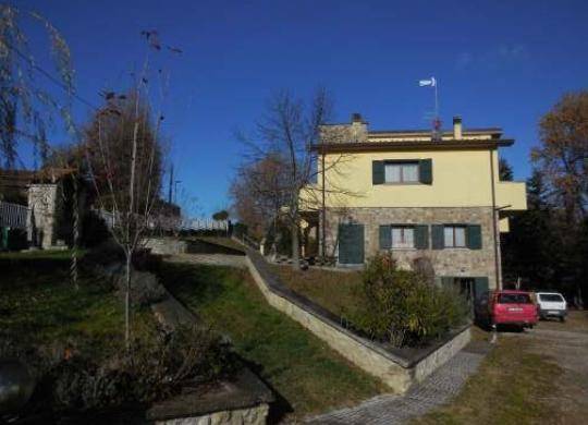 casa indipendente in vendita a Loiano in zona Sabbioni