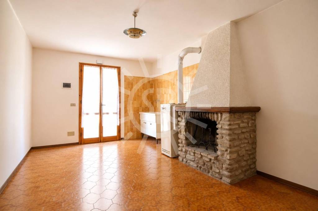appartamento in vendita a Loiano in zona Quinzano