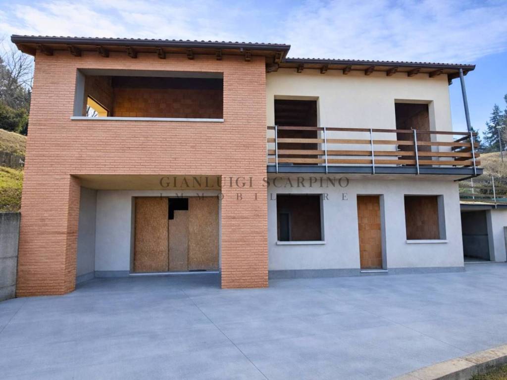 casa indipendente in vendita a Loiano in zona Sabbioni