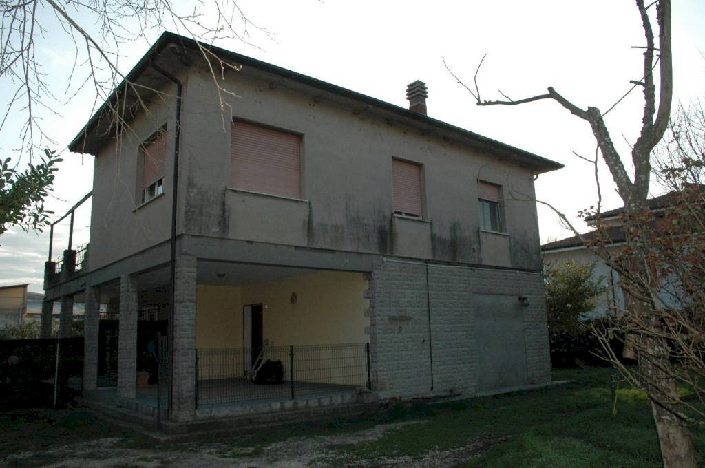 casa indipendente in vendita a Malalbergo in zona Altedo