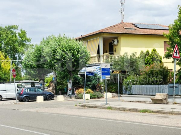 casa indipendente in vendita a Malalbergo in zona Pegola