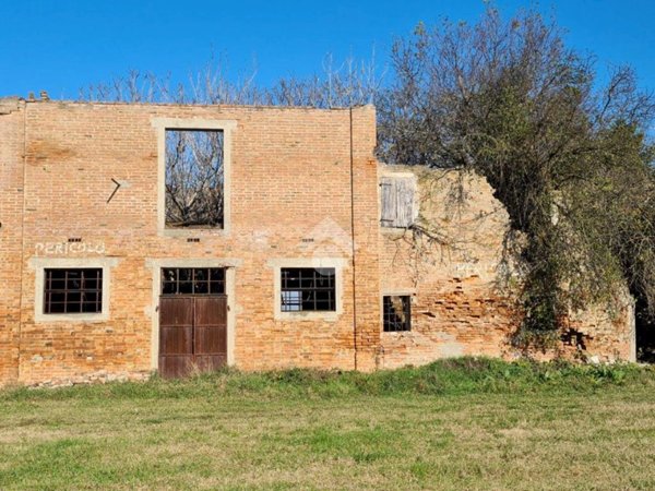 terreno edificabile in vendita a Malalbergo in zona Altedo