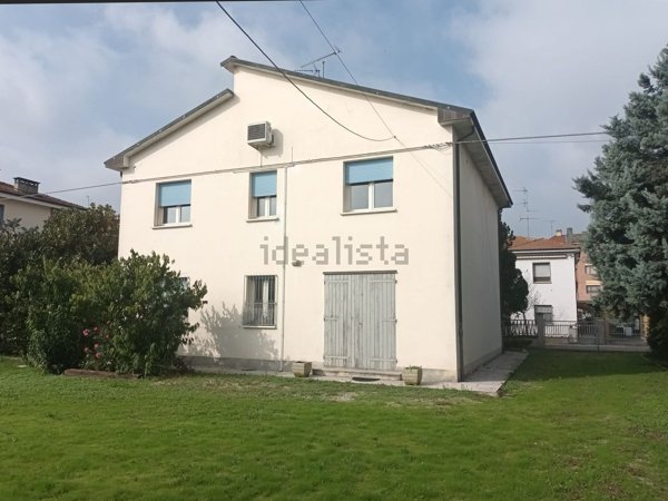 casa indipendente in vendita a Malalbergo