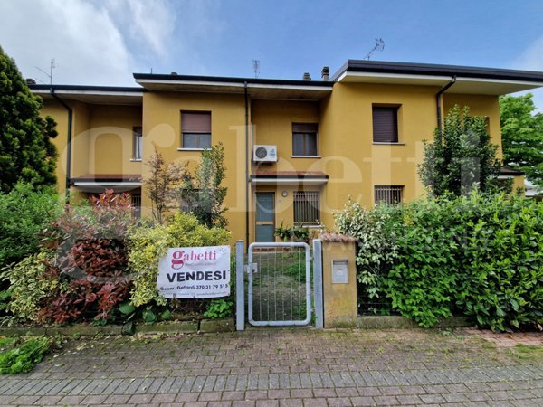 casa indipendente in vendita a Malalbergo in zona Altedo