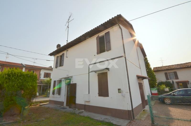 casa indipendente in vendita a Malalbergo in zona Altedo