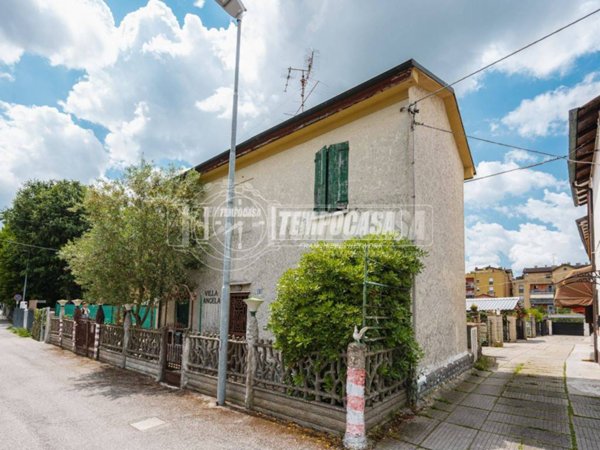 casa indipendente in vendita a Malalbergo