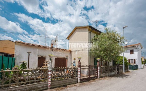 casa indipendente in vendita a Malalbergo
