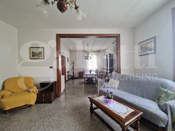 casa indipendente in vendita a Malalbergo in zona Altedo