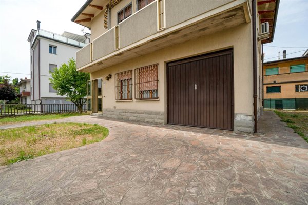 casa indipendente in vendita a Malalbergo in zona Altedo