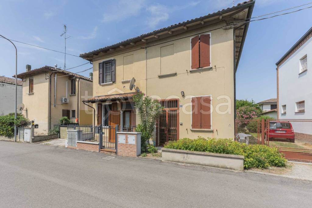 casa indipendente in vendita a Malalbergo in zona Altedo