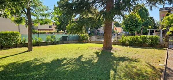 casa indipendente in vendita a Malalbergo in zona Casoni