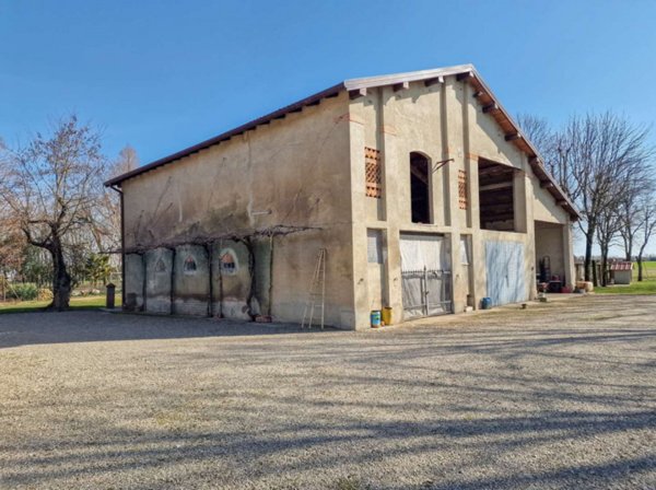 casa indipendente in vendita a Malalbergo in zona Altedo
